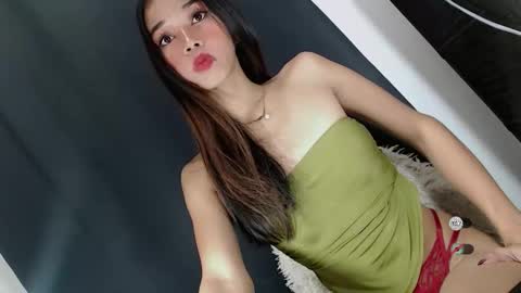 Snapshot of jasmine_on_live chatting on April 11, 1:26 pm CUTE JANNA online show from April 11, 1:26 pm