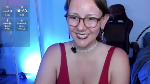 Snapshot of jasminedaze888 chatting on April 19, 6:54 pm Jasmine Daze online show from April 19, 6:54 pm