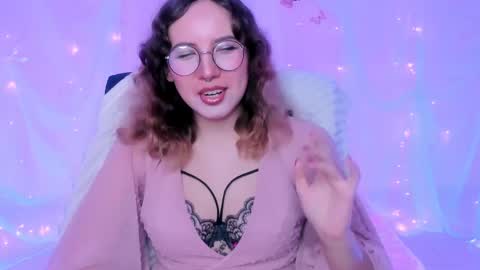 Snapshot of jasminemilko chatting on June 4, 5:35 am Jasmine online show from June 4, 5:35 am