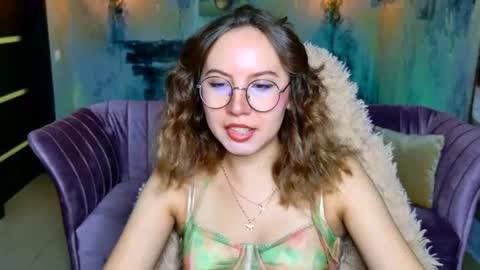 Snapshot of jasminemilko chatting on June 17, 5:10 am Jasmine online show from June 17, 5:10 am