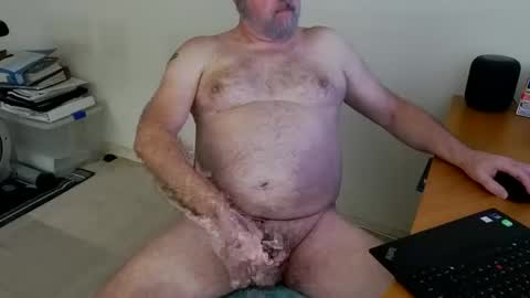 Snapshot of jason_001 chatting on May 20, 2:18 am jason_001 online show from May 20, 2:18 am
