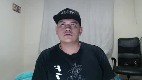 jason_boy_ online show from April 12, 5:23 am