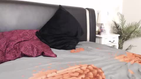 Snapshot of jason_marz chatting on December 13, 7:53 pm JasoN online show from December 13, 7:53 pm