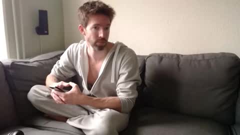 Snapshot of jasonberg29 chatting on January 9, 8:39 am Jason online show from January 9, 8:39 am