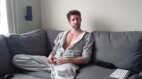 Snapshot of jasonberg29 chatting on January 10, 10:50 am Jason online show from January 10, 10:50 am