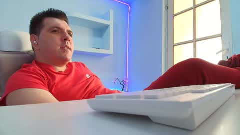 JasonJacks online show from February 6, 7:45 am