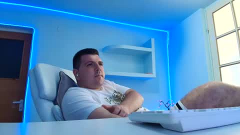 Snapshot of jasonjacks8 chatting on June 25, 8:52 am JasonJacks online show from June 25, 8:52 am