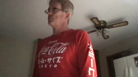 Snapshot of jasonlake1 chatting on February 23, 3:04 am Eric2900 online show from February 23, 3:04 am