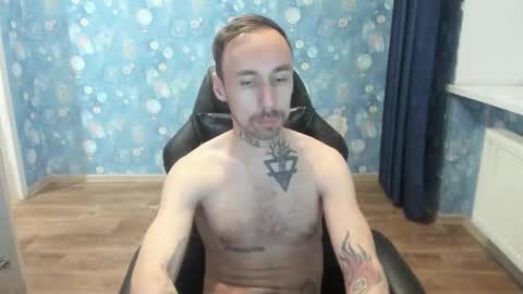 Snapshot of jasonwaker chatting on October 9, 9:13 pm jasonwaker online show from October 9, 9:13 pm