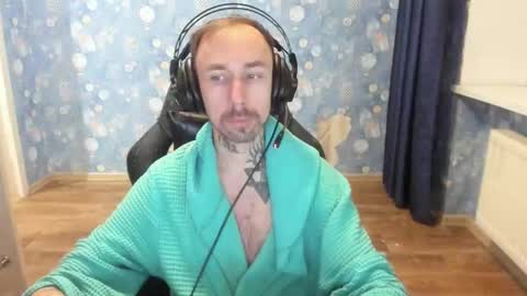 Snapshot of jasonwaker chatting on October 14, 9:37 pm jasonwaker online show from October 14, 9:37 pm