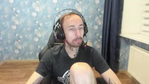 Snapshot of jasonwaker chatting on October 21, 8:09 pm jasonwaker online show from October 21, 8:09 pm