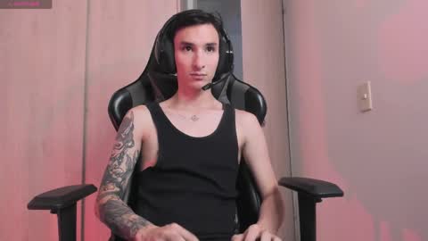 jasper__thompson online show from April 20, 10:33 pm