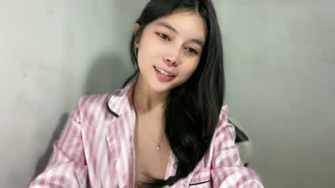 jassie_baee online show from July 17, 10:55 am
