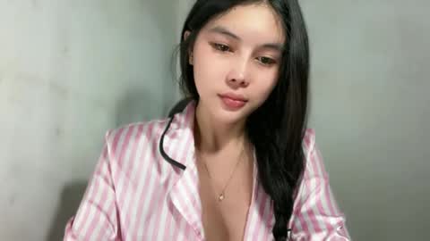 jassie_baee online show from July 19, 3:49 pm
