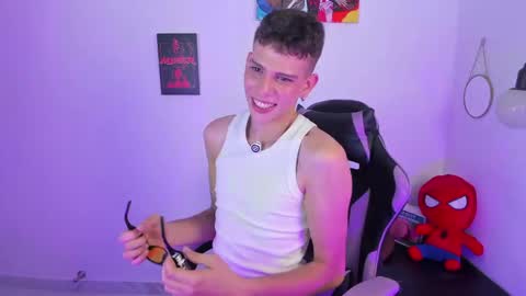 jasson___ online show from May 19, 7:31 pm