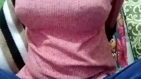 Snapshot of jasspreettt chatting on December 28, 3:37 am jasspreettt online show from December 28, 3:37 am