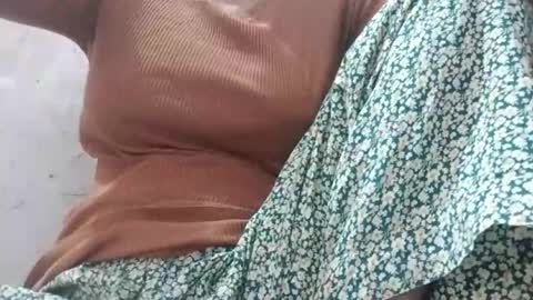 jasspreettt online show from June 23, 2:53 am