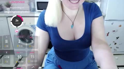 jassyjassypaw online show from February 23, 4:10 am