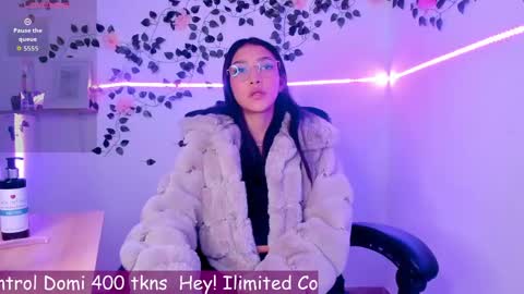 Snapshot of jaulyn_18 chatting on April 22, 2:18 pm Jaulyn online show from April 22, 2:18 pm