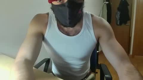 javichu337 online show from April 7, 9:37 pm