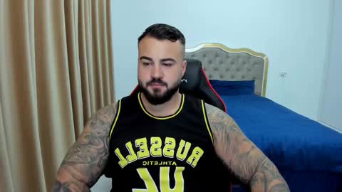 Snapshot of javicute4u chatting on September 29, 10:47 pm Javi online show from September 29, 10:47 pm