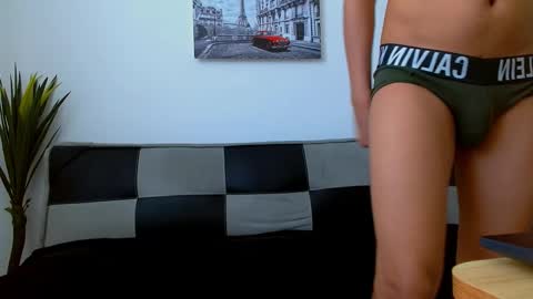 javier288038 online show from September 28, 12:10 pm