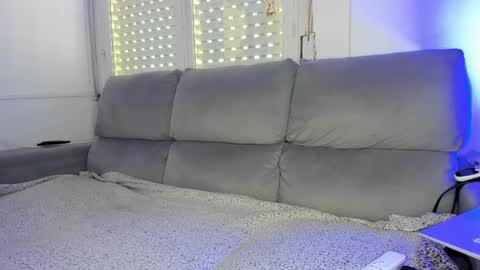 Snapshot of javierandaniel chatting on December 17, 2:34 pm Javier online show from December 17, 2:34 pm