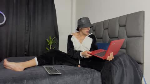 Javier online show from January 19, 6:39 am