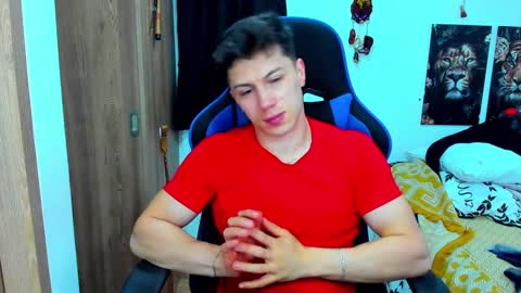 Javier online show from January 4, 2:35 am