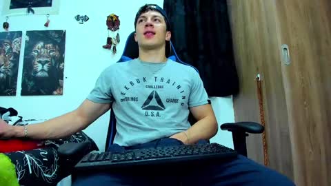 Javier online show from March 7, 4:13 am