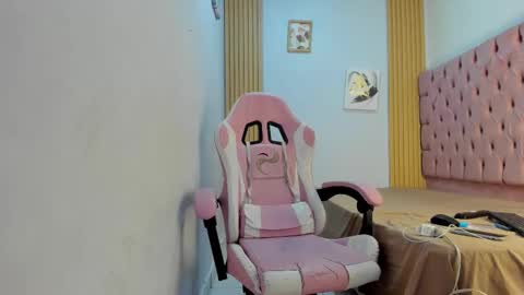 Snapshot of jax_maliq chatting on November 4, 3:05 am jax_maliq online show from November 4, 3:05 am