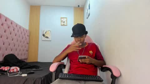 Snapshot of jax_maliq chatting on November 28, 4:15 am jax_maliq online show from November 28, 4:15 am