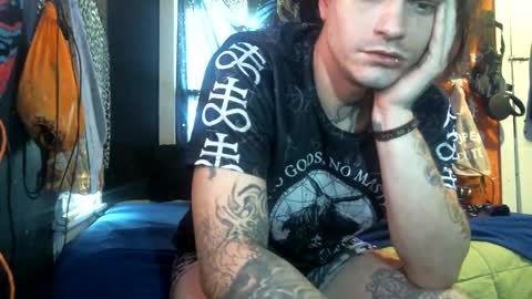 Snapshot of jax_skyfallin chatting on February 25, 3:49 pm jaxxx666 online show from February 25, 3:49 pm