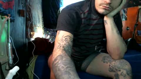 Snapshot of jax_skyfallin chatting on March 9, 2:10 pm jaxxx666 online show from March 9, 2:10 pm