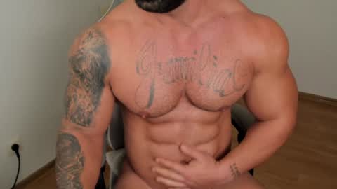 Snapshot of jaxonhunk chatting on December 2, 3:58 am JaxonHunk online show from December 2, 3:58 am