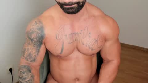 Snapshot of jaxonhunk chatting on December 23, 8:03 pm JaxonHunk online show from December 23, 8:03 pm