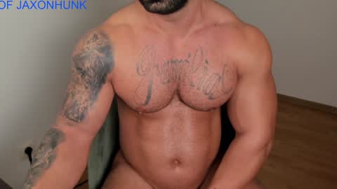 Snapshot of jaxonhunk chatting on January 2, 5:24 am JaxonHunk online show from January 2, 5:24 am