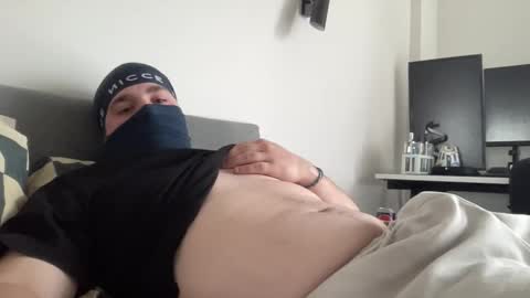 Snapshot of jay101109 chatting on October 29, 3:25 pm Jay online show from October 29, 3:25 pm