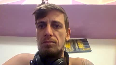 Snapshot of jay773474 chatting on February 18, 3:57 am jay773474 online show from February 18, 3:57 am