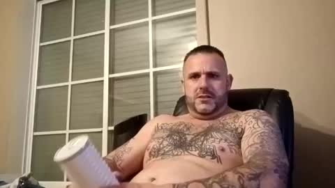 jay_banks0420 online show from October 14, 4:46 am