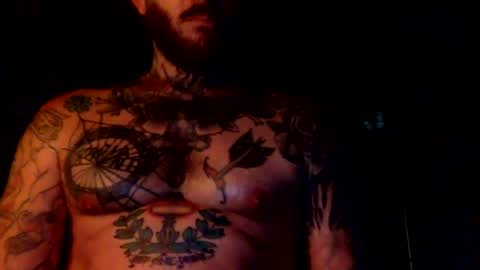 Snapshot of jay_cee_607 chatting on February 5, 2:19 am jay cee online show from February 5, 2:19 am