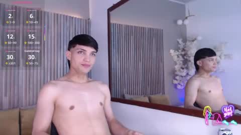 Snapshot of jay_smile chatting on July 9, 9:52 pm JAY online show from July 9, 9:52 pm