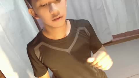 Snapshot of jay_xxx24 chatting on May 29, 10:46 am jay_xxx24 online show from May 29, 10:46 am
