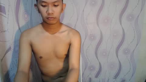 Snapshot of jay_xxx24 chatting on May 31, 5:09 pm jay_xxx24 online show from May 31, 5:09 pm