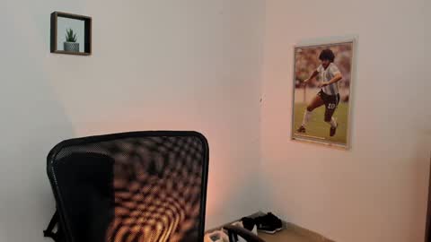 Jay Alvarrez online show from February 3, 9:39 pm