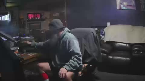 Grand Zaddy or Jay its casual online show from October 18, 8:53 pm