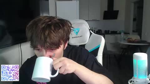 Jayce online show from May 21, 2:29 am