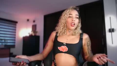 Snapshot of jaydafuego chatting on February 26, 8:08 pm jayda fuego online show from February 26, 8:08 pm