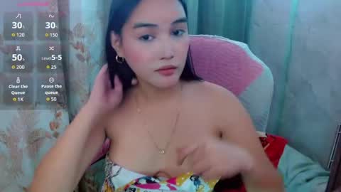 Jayda Khalifa  online show from May 26, 5:20 pm
