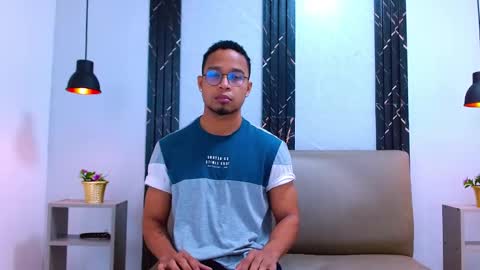 Jayden Morris online show from October 25, 11:51 am